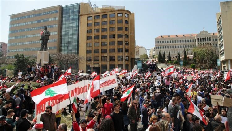 نتيجة بحث الصور عن مظاهرات لبنان بيروت